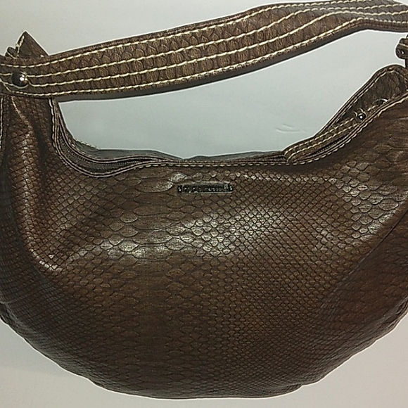 L@@K! Beautiful NWOT red by Marc Ecko Large Studded Round slouch hobo - Picture 14 of 16